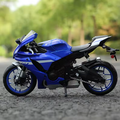 1:12 Yamaha YZF-R1