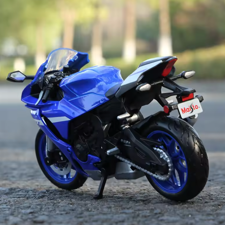 1:12 Yamaha YZF-R1